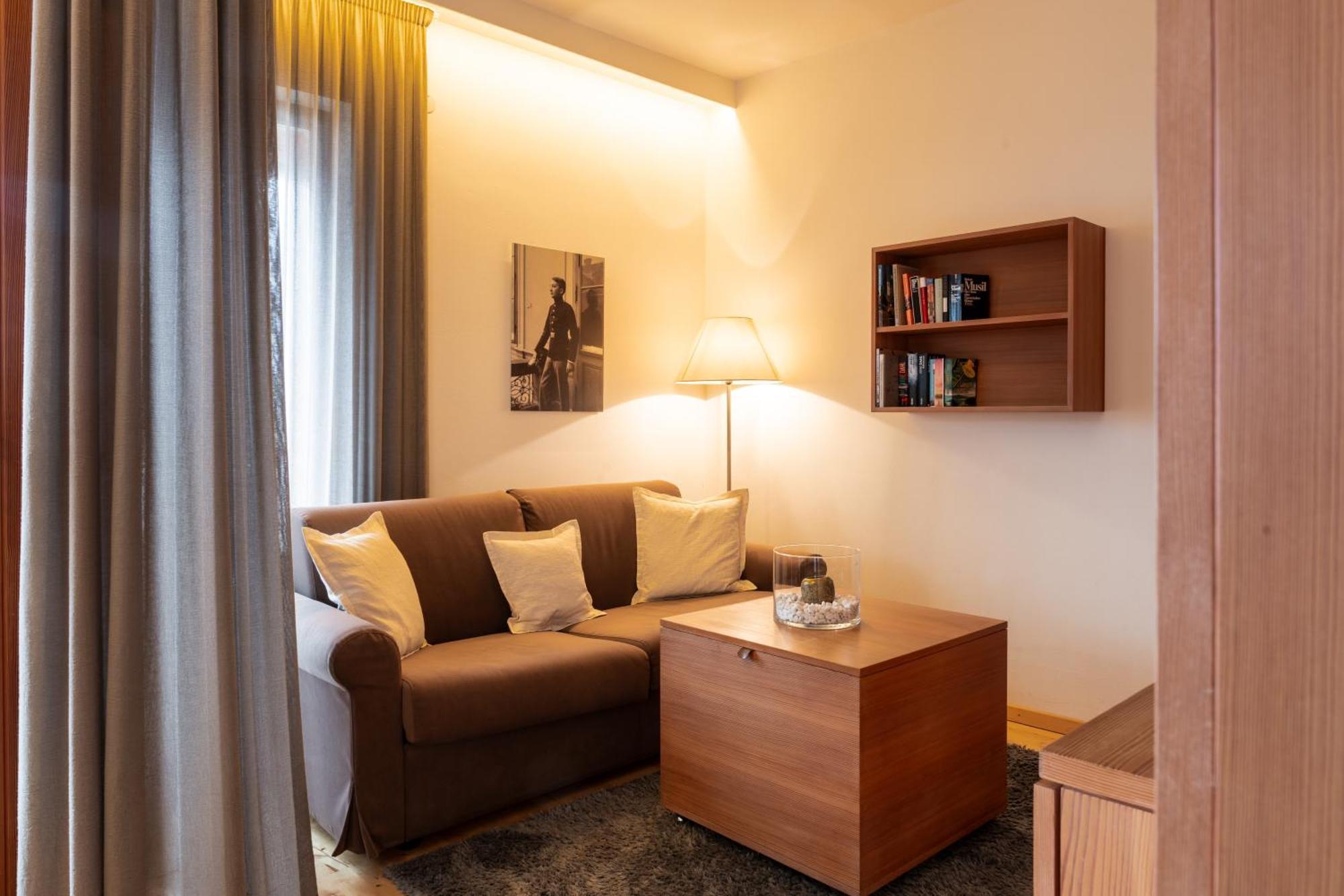 St. Ulrichhof Apartment ลานา ภายนอก รูปภาพ