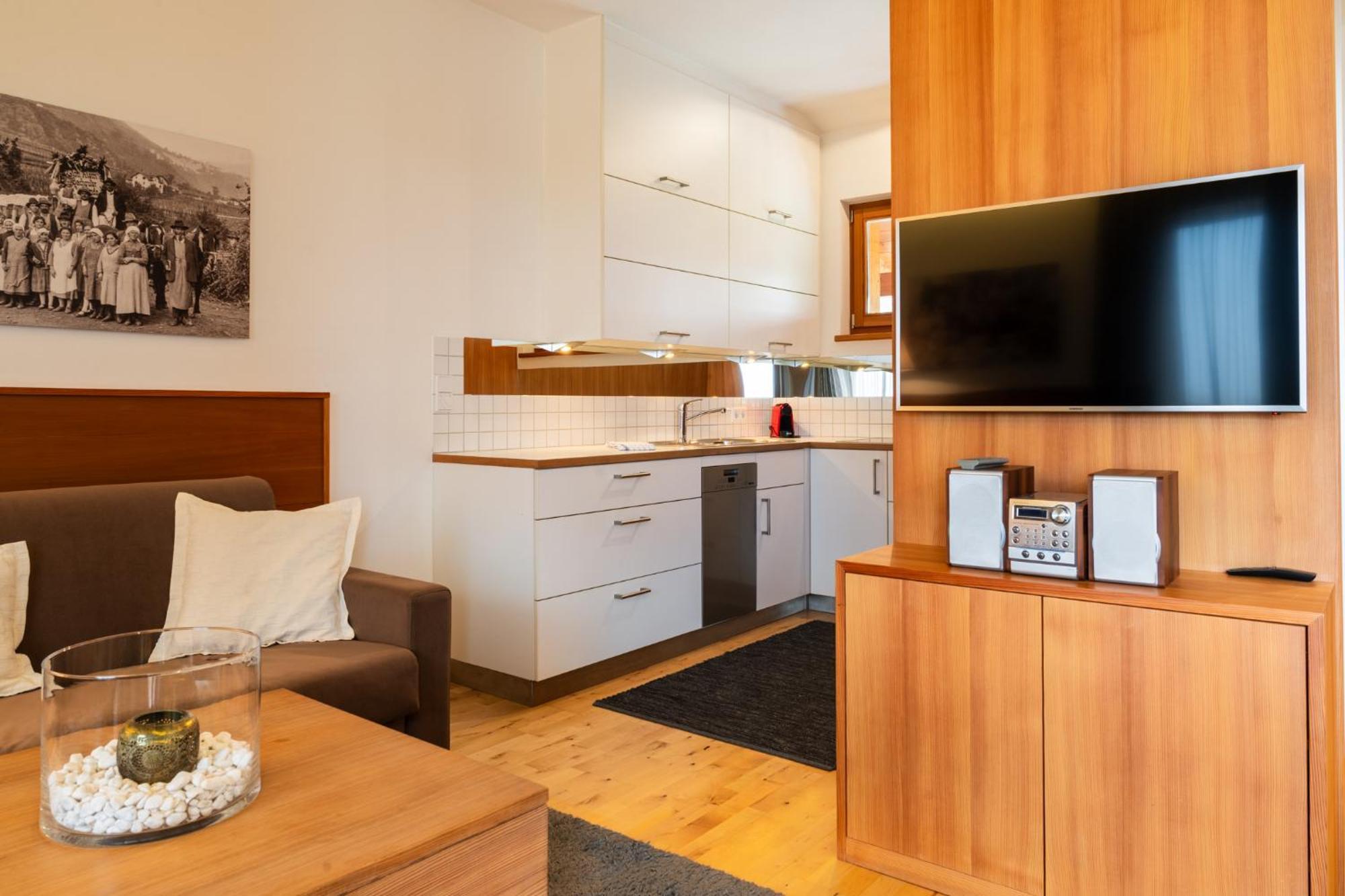 St. Ulrichhof Apartment ลานา ภายนอก รูปภาพ