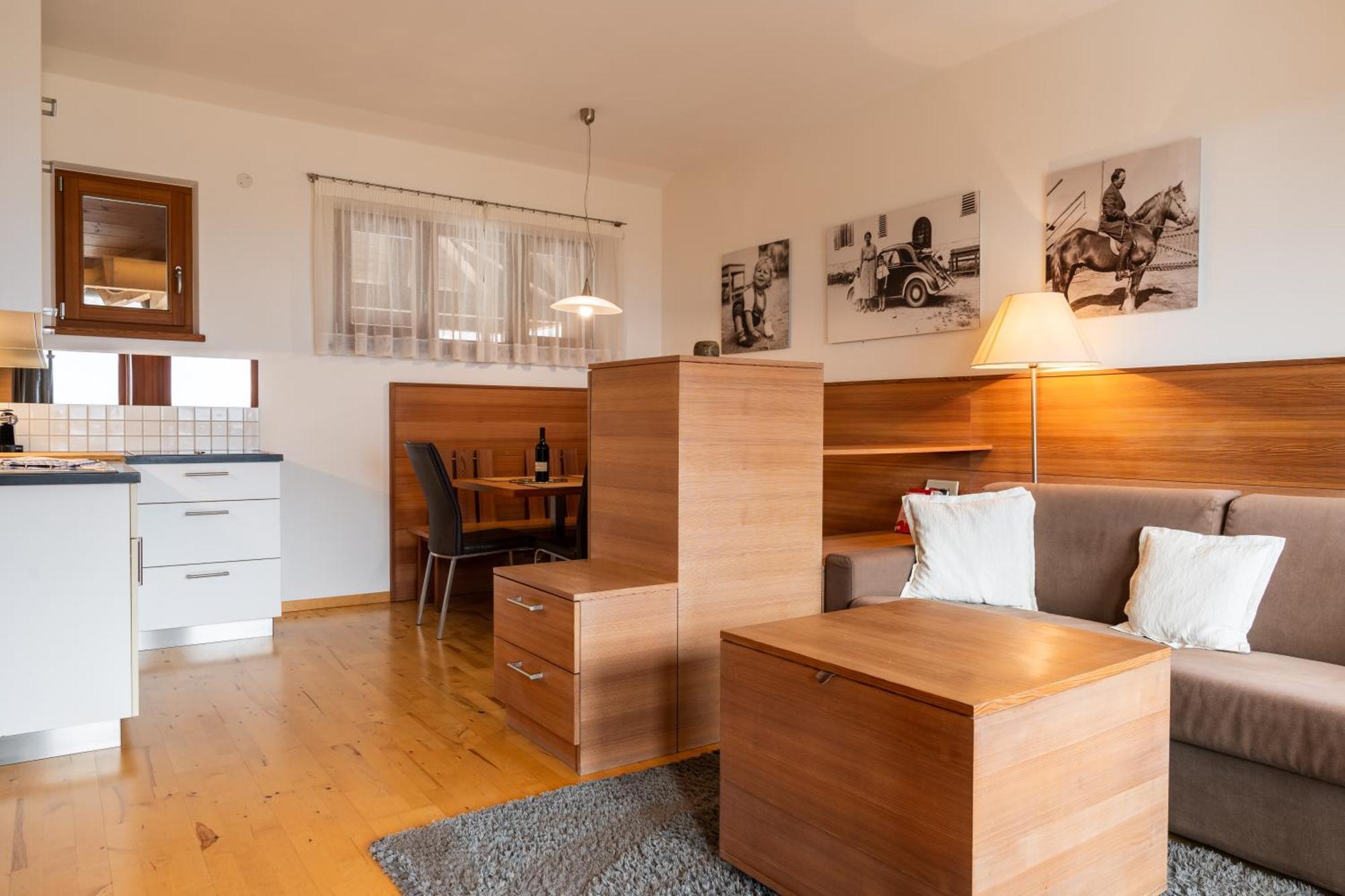 St. Ulrichhof Apartment ลานา ภายนอก รูปภาพ