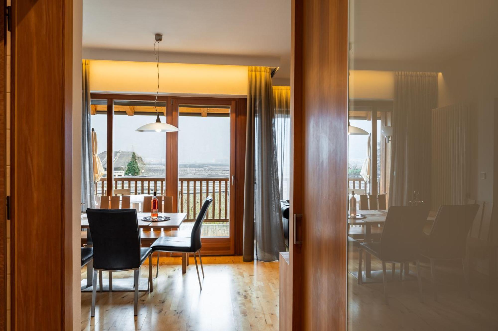 St. Ulrichhof Apartment ลานา ภายนอก รูปภาพ