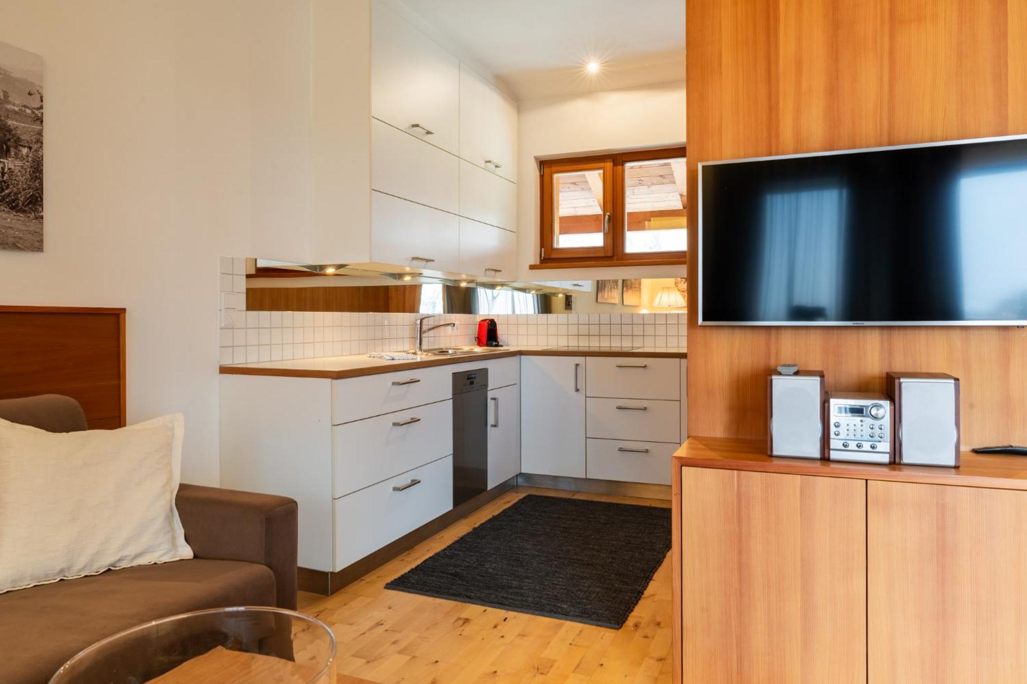 St. Ulrichhof Apartment ลานา ภายนอก รูปภาพ