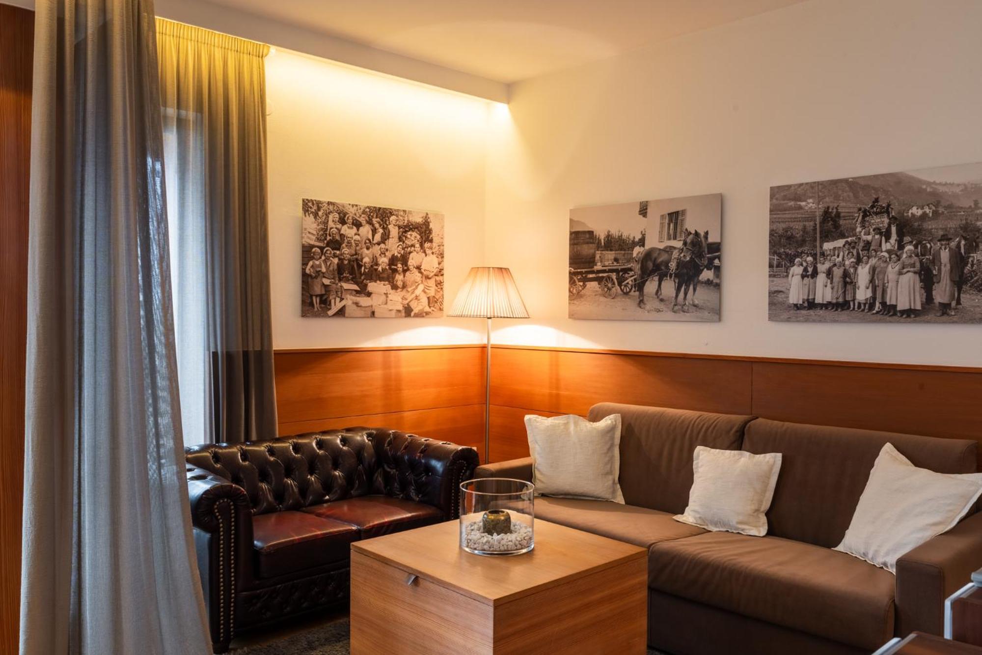 St. Ulrichhof Apartment ลานา ภายนอก รูปภาพ